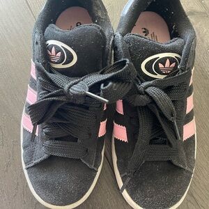 Adidas Kids Black Sneakers with Pink Stripes